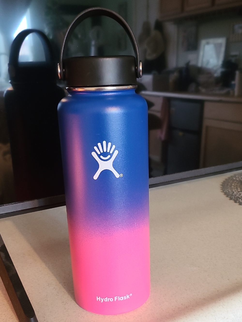 Limited Edition Hydro Flask Ombre Bluish Purple to Pink